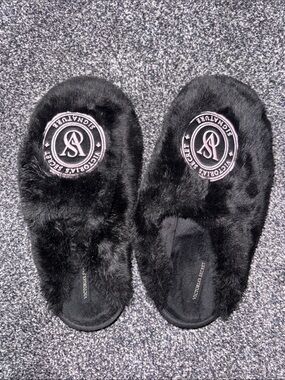 Victoria's Secret Black Faux Fur Signature Slip-On Slippers